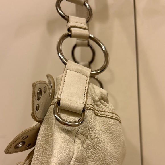 Vintage Miu Miu Cream leather embellishment flower motif baguette bag purse - Picture 15 of 16